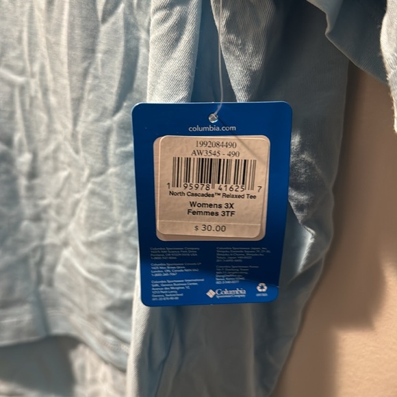 Columbia’s Woman’s North Cascade relaxed Tee - Picture 7 of 7